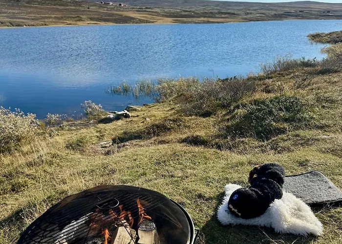 Hyggelig Fiskebu Ved Langrumpa Fiskevann Venabygd
