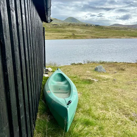 Vakantiehuis Hyggelig Fiskebu Ved Langrumpa Fiskevann Venabygd