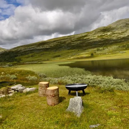 Hyggelig Fiskebu Ved Langrumpa Fiskevann Vakantiehuis